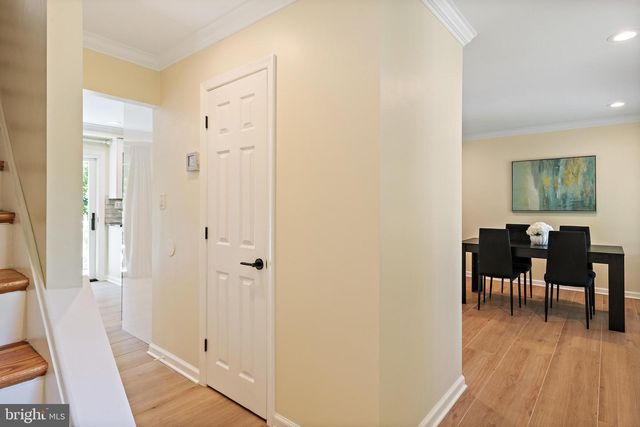 1126 MAINSAIL DR, Annapolis, MD 21403