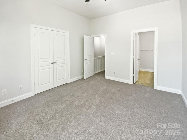 1043 Park West Drive, Charlotte, NC 28209