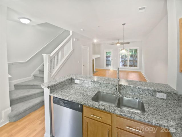 1043 Park West Drive, Charlotte, NC 28209