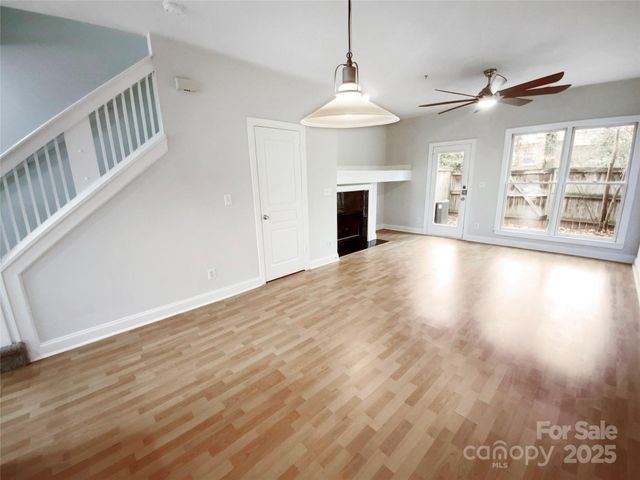 1043 Park West Drive, Charlotte, NC 28209