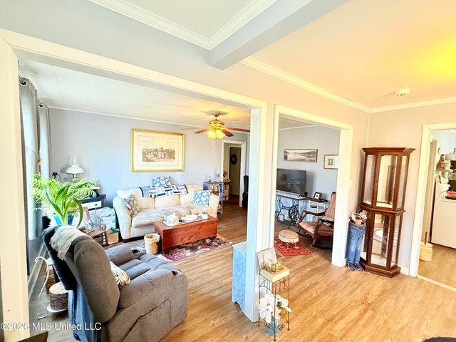 2221 Long Street, Grenada, MS 38901