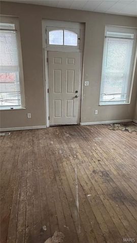 329 N 9th Street, Belleville, IL 62220