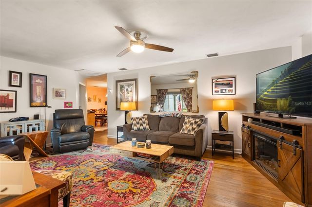 4511 LONGWORTH DRIVE, Orlando, FL 32812