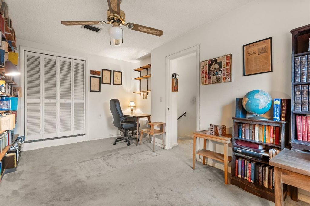 Image 38 of property listing at 4511 LONGWORTH DRIVE, Orlando, FL 32812