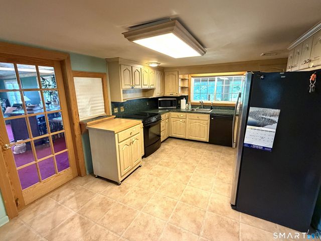 165 Huntington Road, Scotland, CT 06264