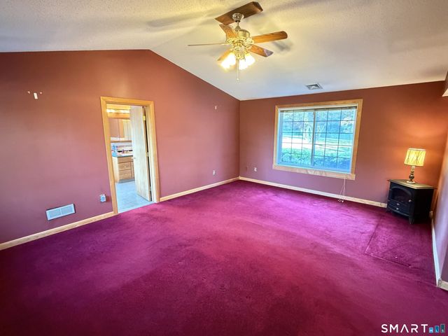 165 Huntington Road, Scotland, CT 06264