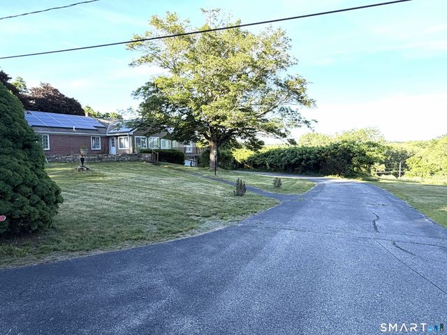 165 Huntington Road, Scotland, CT 06264