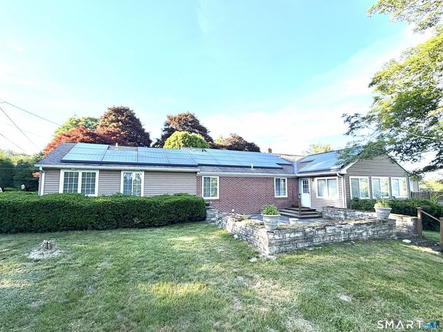 165 Huntington Road, Scotland, CT 06264
