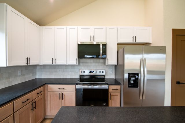 13545 Bonanza Circle, Cresson, TX 76035