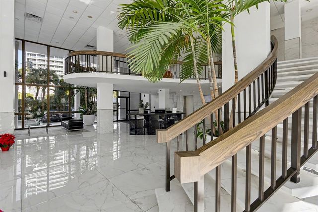 336 N Birch Road 16B, Fort Lauderdale, FL 33304