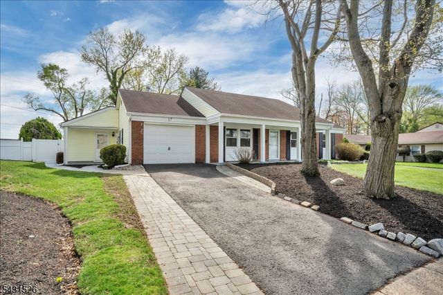 17 Topeka Pass, Willingboro Twp., NJ 08046