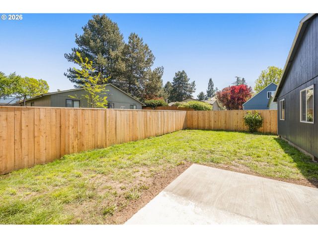 1082 Sw 179TH Ave, Beaverton, OR 97003