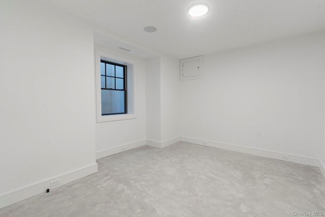 46 Towhee Trail, East Hampton, NY 11937