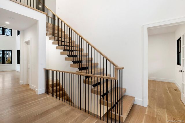 46 Towhee Trail, East Hampton, NY 11937