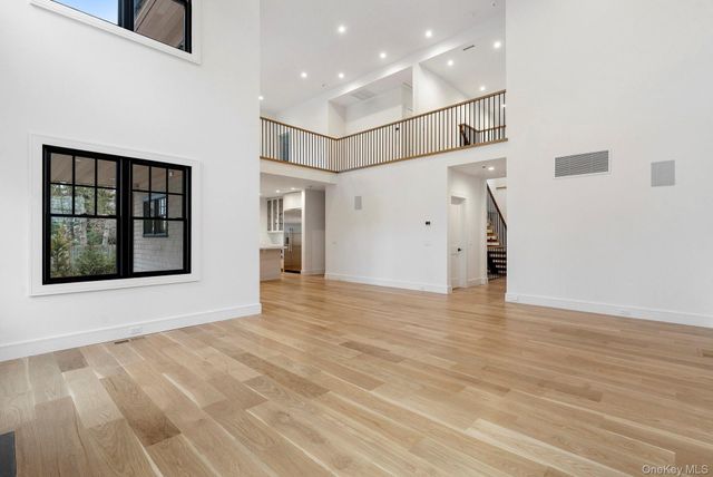 46 Towhee Trail, East Hampton, NY 11937