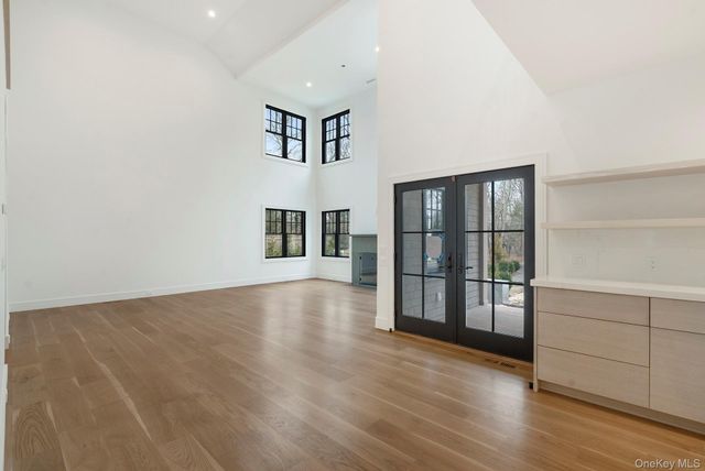 46 Towhee Trail, East Hampton, NY 11937