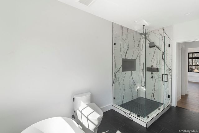 46 Towhee Trail, East Hampton, NY 11937