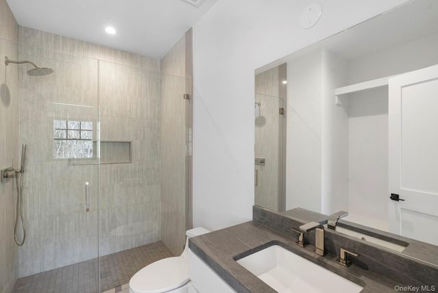 46 Towhee Trail, East Hampton, NY 11937