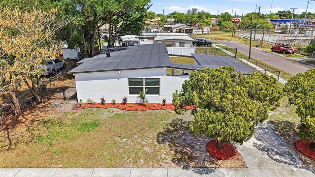 7516 ROBINDALE ROAD, Tampa, FL 33619