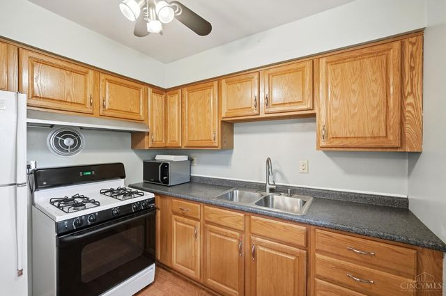 3243 Blueacres Drive, Colerain Twp, OH 45239