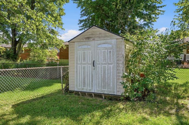 3243 Blueacres Drive, Colerain Twp, OH 45239