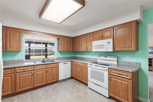1286 Broadwater DR, Fort Myers, FL 33919