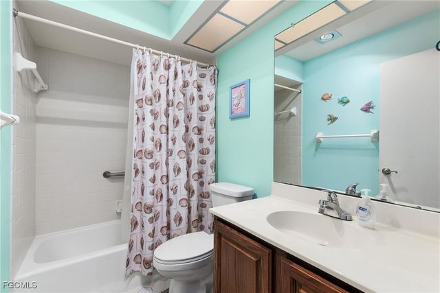 1286 Broadwater DR, Fort Myers, FL 33919