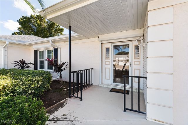 1286 Broadwater DR, Fort Myers, FL 33919