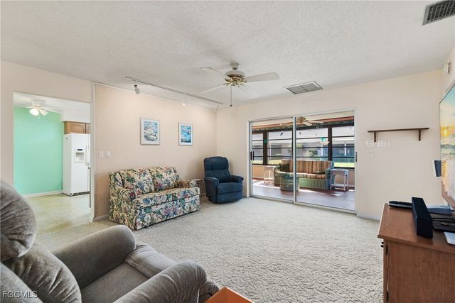 1286 Broadwater DR, Fort Myers, FL 33919