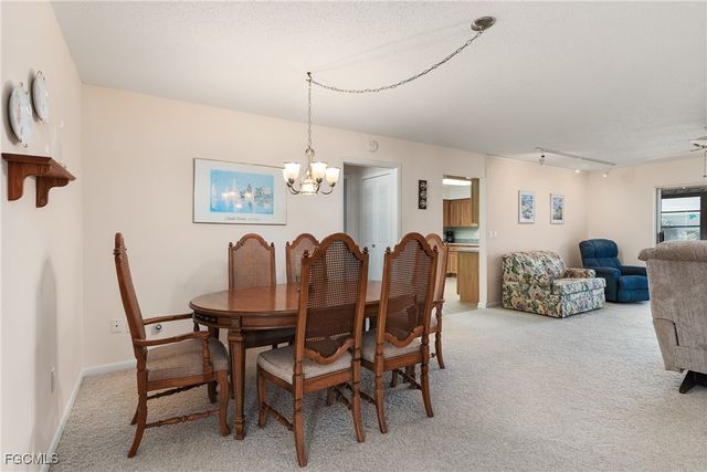 1286 Broadwater DR, Fort Myers, FL 33919