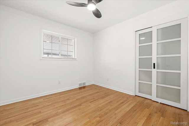 22617 Raymond Court, St. Clair Shores, MI 48082