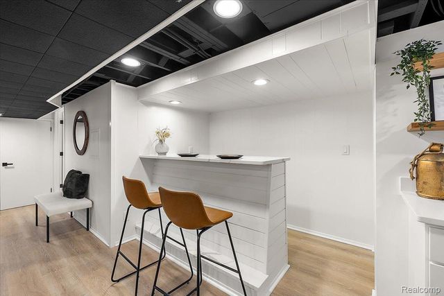 22617 Raymond Court, St. Clair Shores, MI 48082