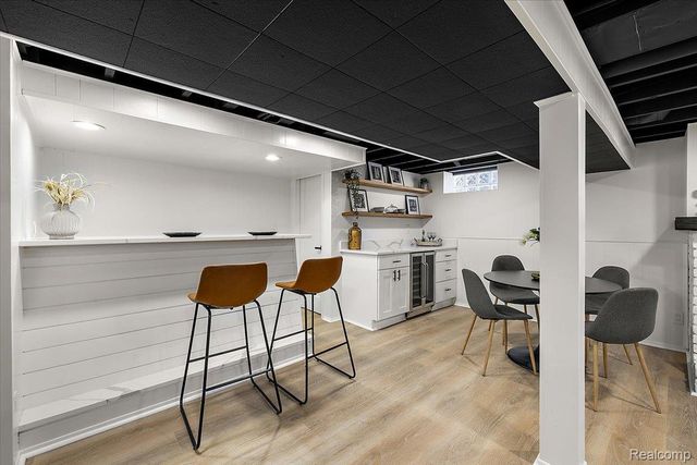 22617 Raymond Court, St. Clair Shores, MI 48082