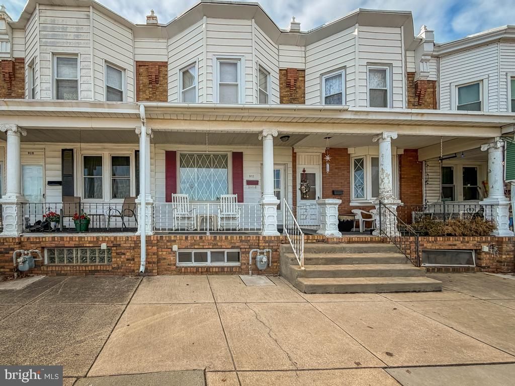 912 JEFFERSON AVE, Bristol, PA 19007