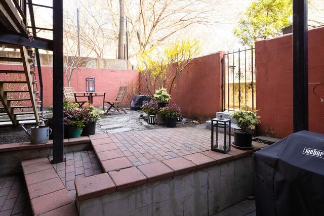 75 Waltham St 1, Boston, MA 02118