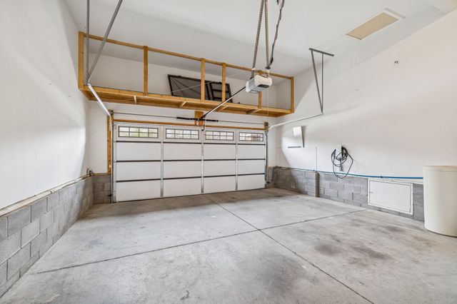 393 Anthony Branch Dr, Mount Juliet, TN 37122