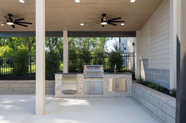 720 Adkisson Ln, Nashville, TN 37205