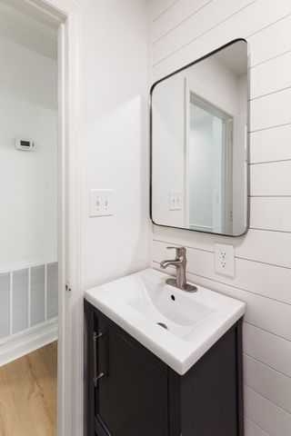 100 Concord Dr, Columbia, TN 38401