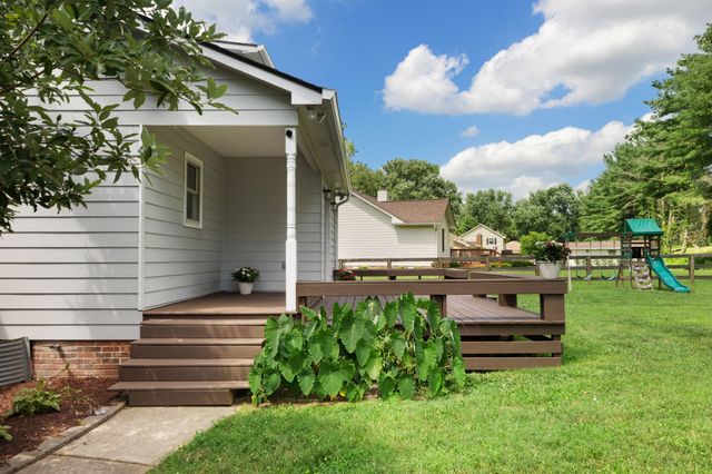 100 Concord Dr, Columbia, TN 38401