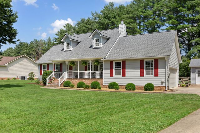 100 Concord Dr, Columbia, TN 38401