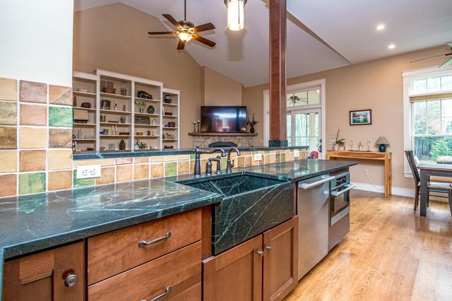 47 Oxbow Lane, Conway, NH 03818