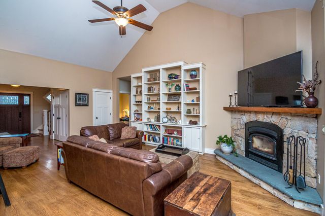 47 Oxbow Lane, Conway, NH 03818