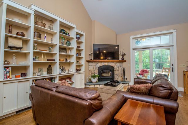 47 Oxbow Lane, Conway, NH 03818