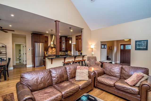 47 Oxbow Lane, Conway, NH 03818