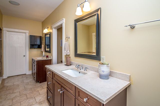47 Oxbow Lane, Conway, NH 03818