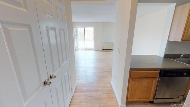 102-02 Queens Boulevard 4C, Forest Hills, NY 11375