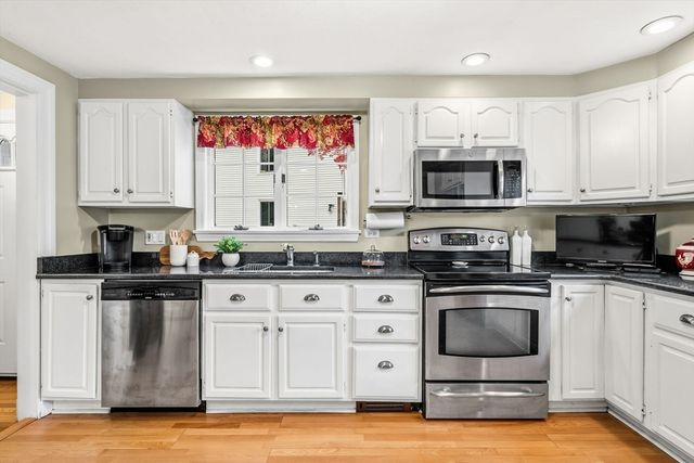 27 Park Circle, Arlington, MA 02476