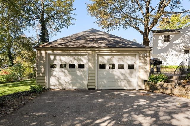 27 Park Circle, Arlington, MA 02476