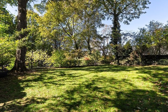 27 Park Circle, Arlington, MA 02476