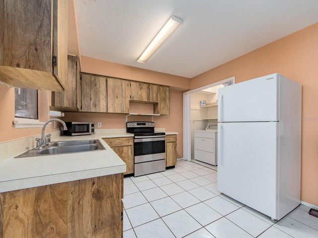 1890 WOLFORD ROAD 14, Clearwater, FL 33760